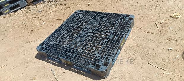 Wahehouse Storage Pallets - thumbnail 4