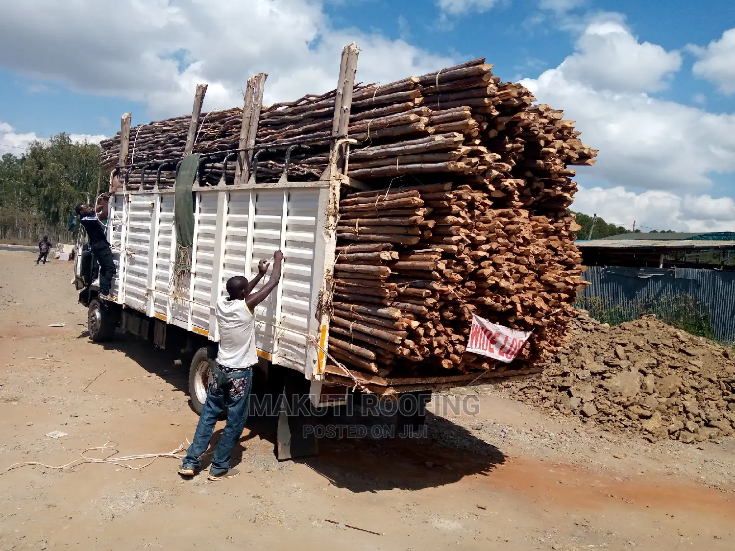 Makonge for Sale and Suppliers Best for Makuti Roofing