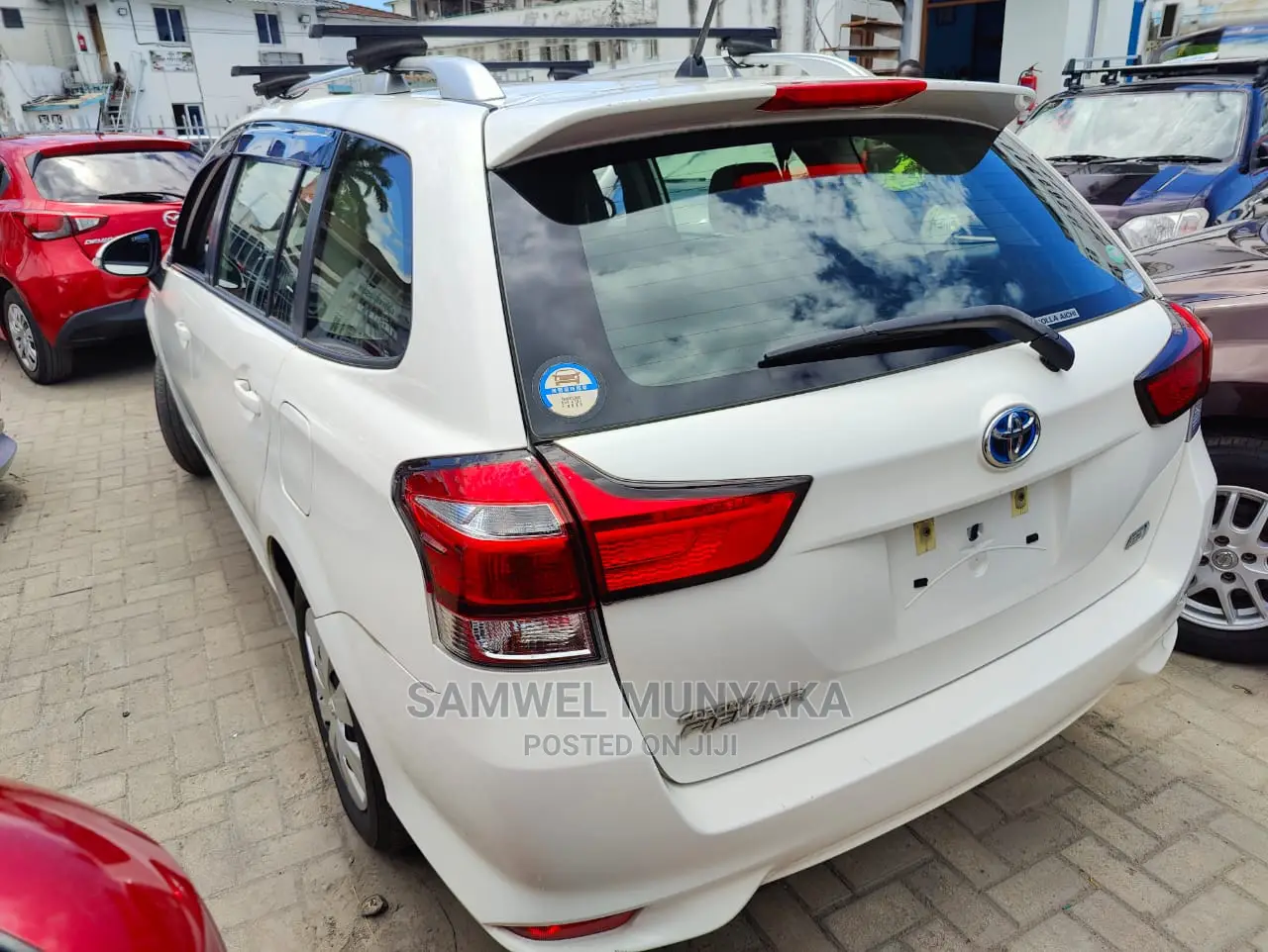 Toyota Corolla Fielder 2016 Pearl