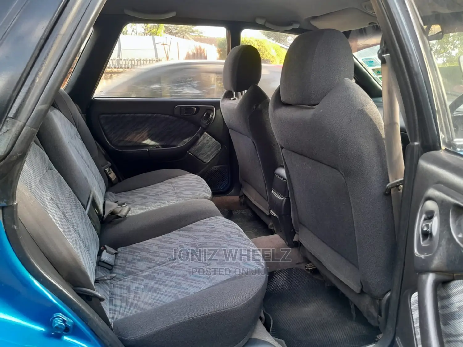 Subaru Legacy 1997 Blue