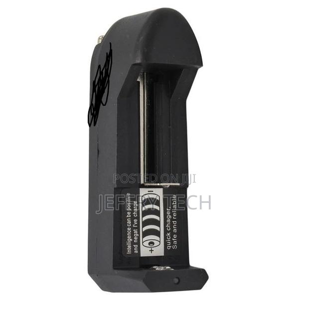Generic 18650 Battery Charger 1-Slot Universal - thumbnail 2