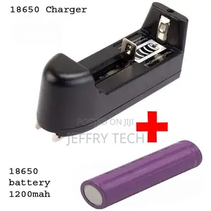 18650 RECHARGEABLE BATTERY 1200mah Plus Charger