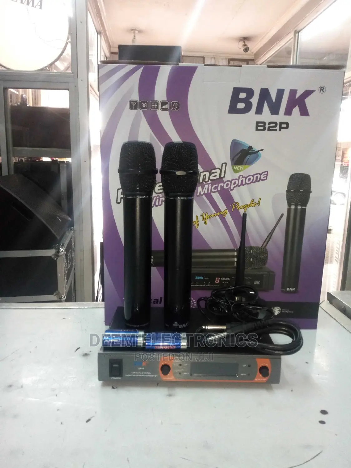 Professional Wireless Microphone BNK B2p ( Pair)