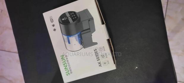 Easy to Use Automatic Fish Feeder, Aquarium Feeder - main view