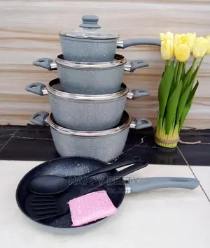 *12pcs Signature Cookware Set*