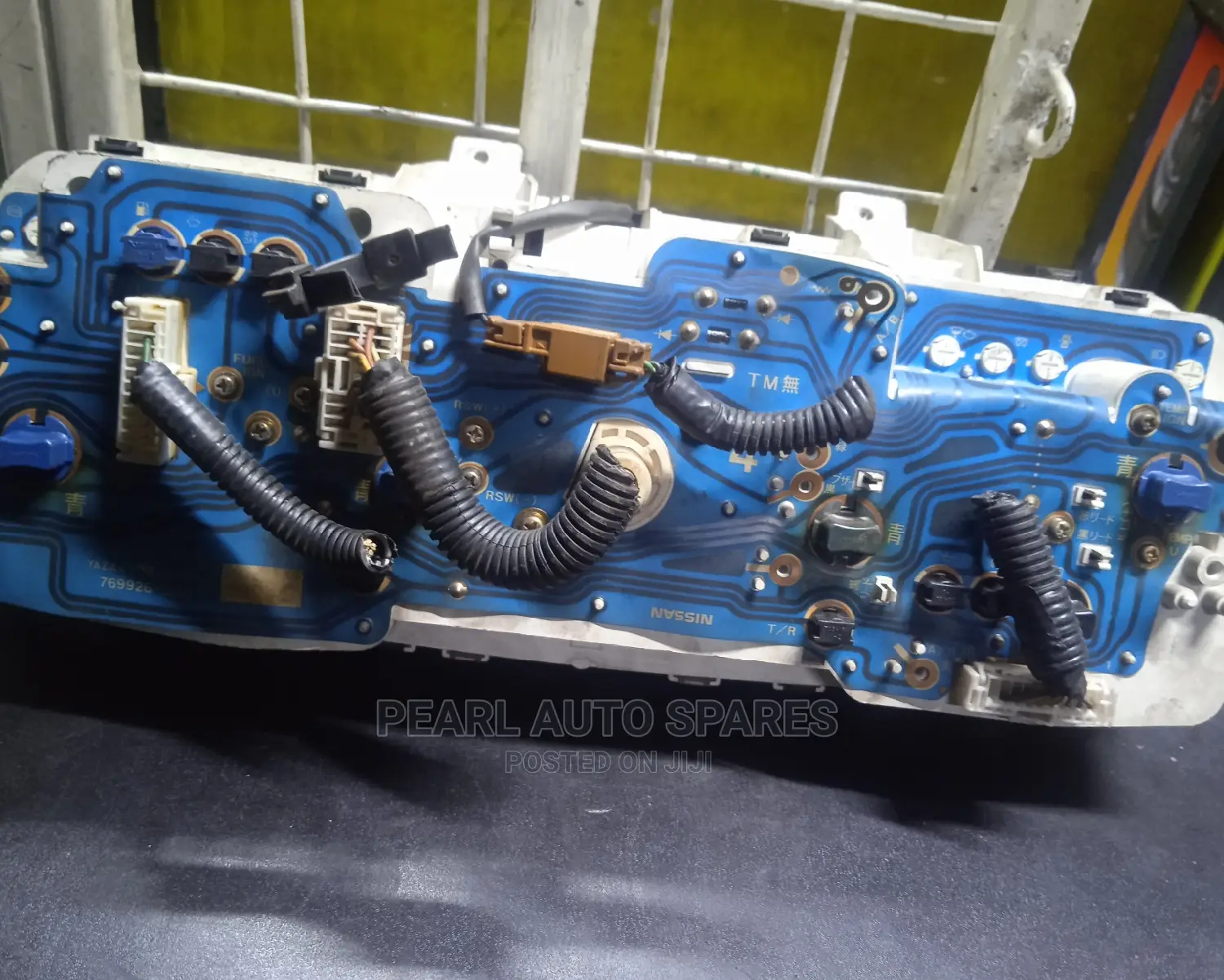 Clock TD 27 and Qd Cable
