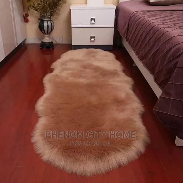 Quality Faux Fur Mats - thumbnail 2