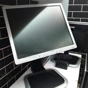 HP 19 Inches Computer Monitor - thumbnail 2