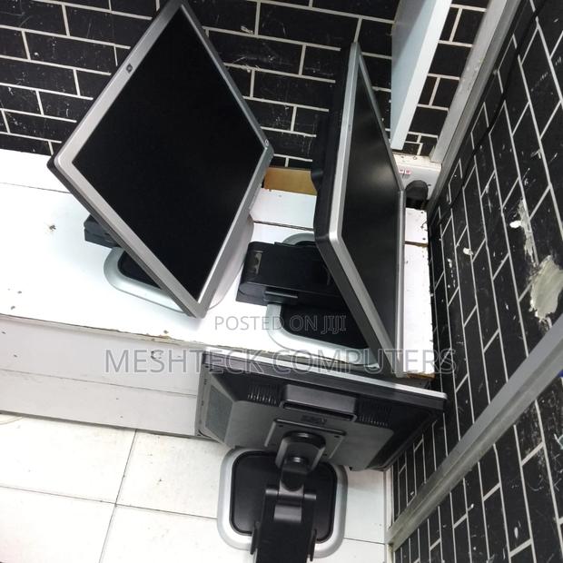 HP 19 Inches Computer Monitor - thumbnail 5