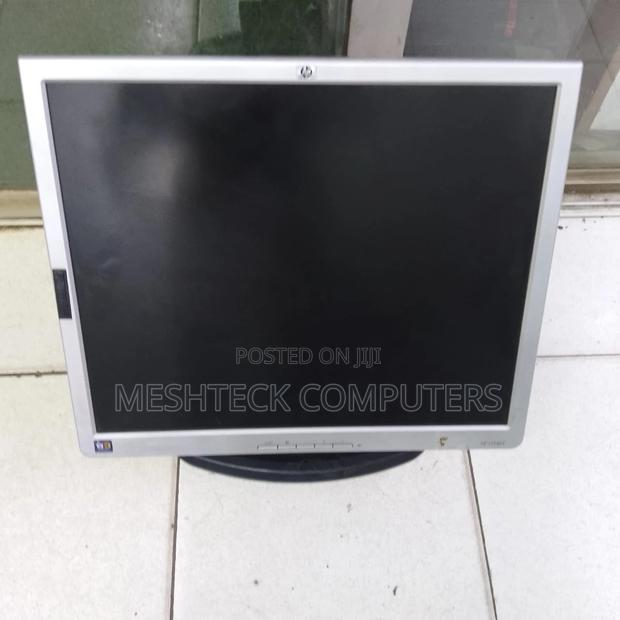 HP 19 Inches Computer Monitor - thumbnail 6