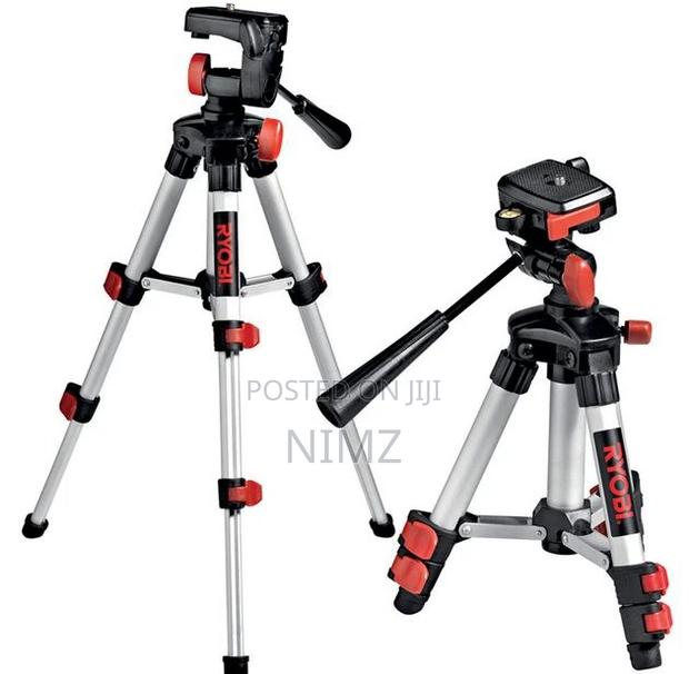 Ryobi Compact Tripod Stand - main view