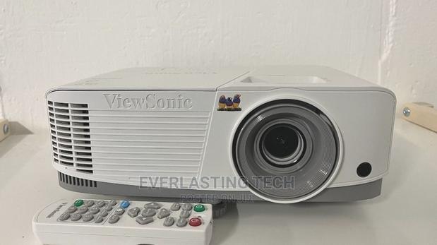 Viewsonic PA503W DLP Projector - main view