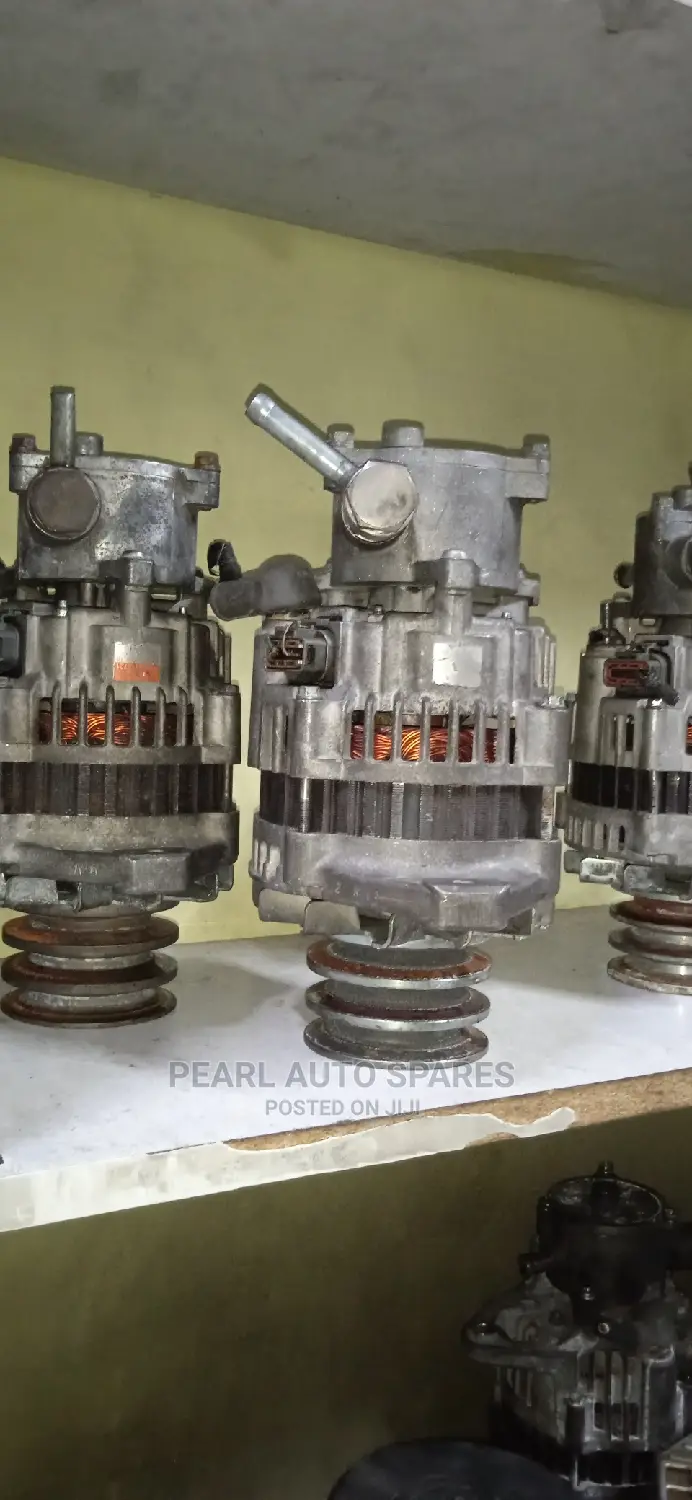 Alternator Isuzu NPR NQR (4.3)