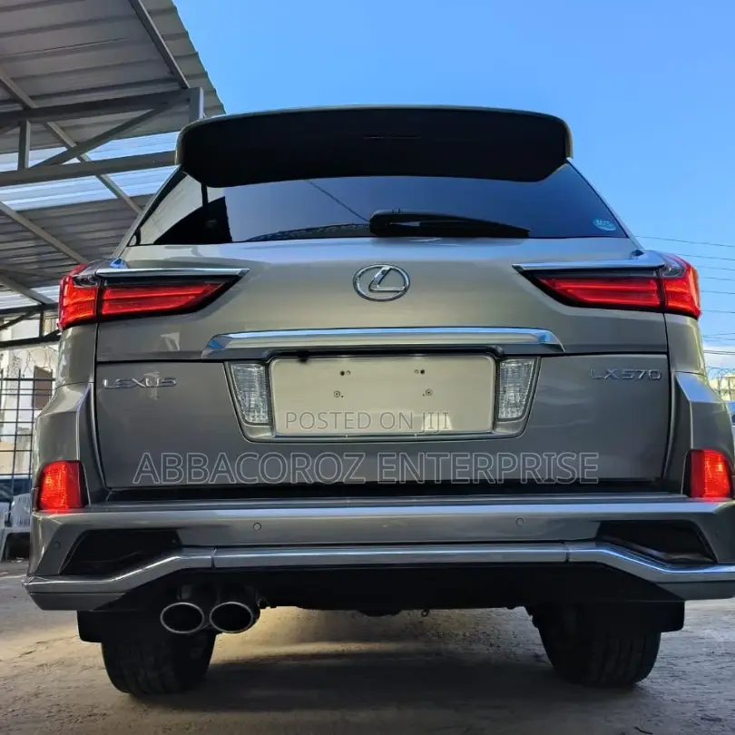 Lexus LX 2016 Gray