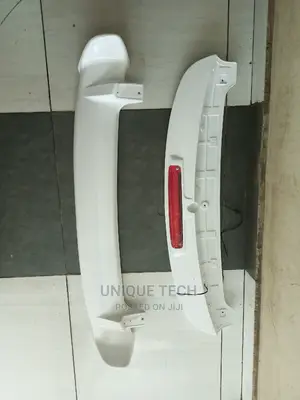 Nissan Note Spoiler - White Color