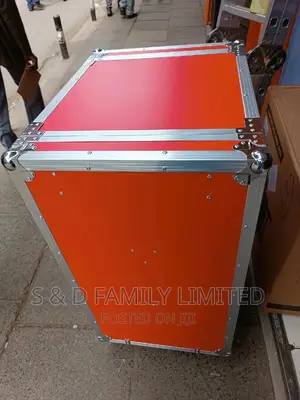 Red 16U Music Amplifier Rack
