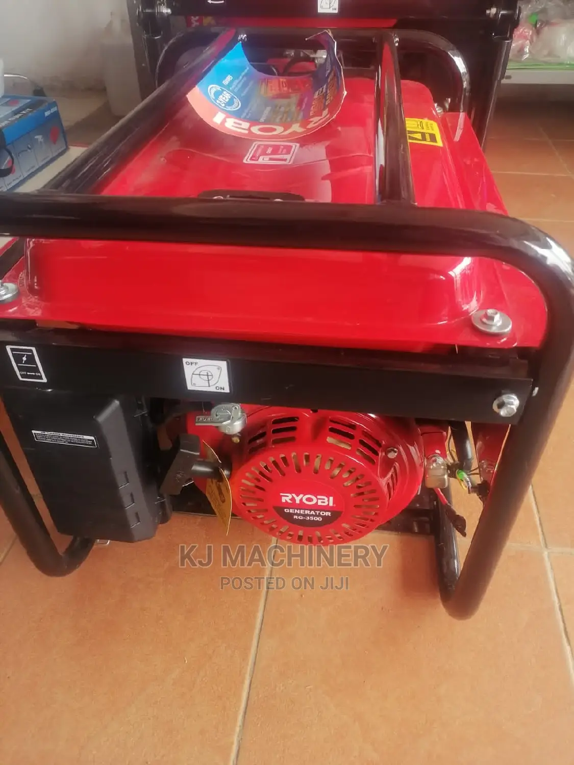 4 Stroke Engine Generator Having a Runing Rate of 2500w .