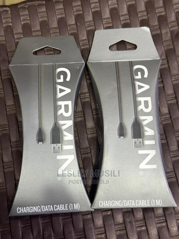 Garmin Charging Cable 0.5m - thumbnail 2