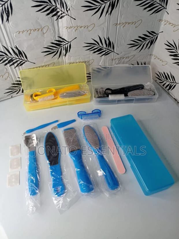 10 Piece Pedicure Home Kit - thumbnail 5