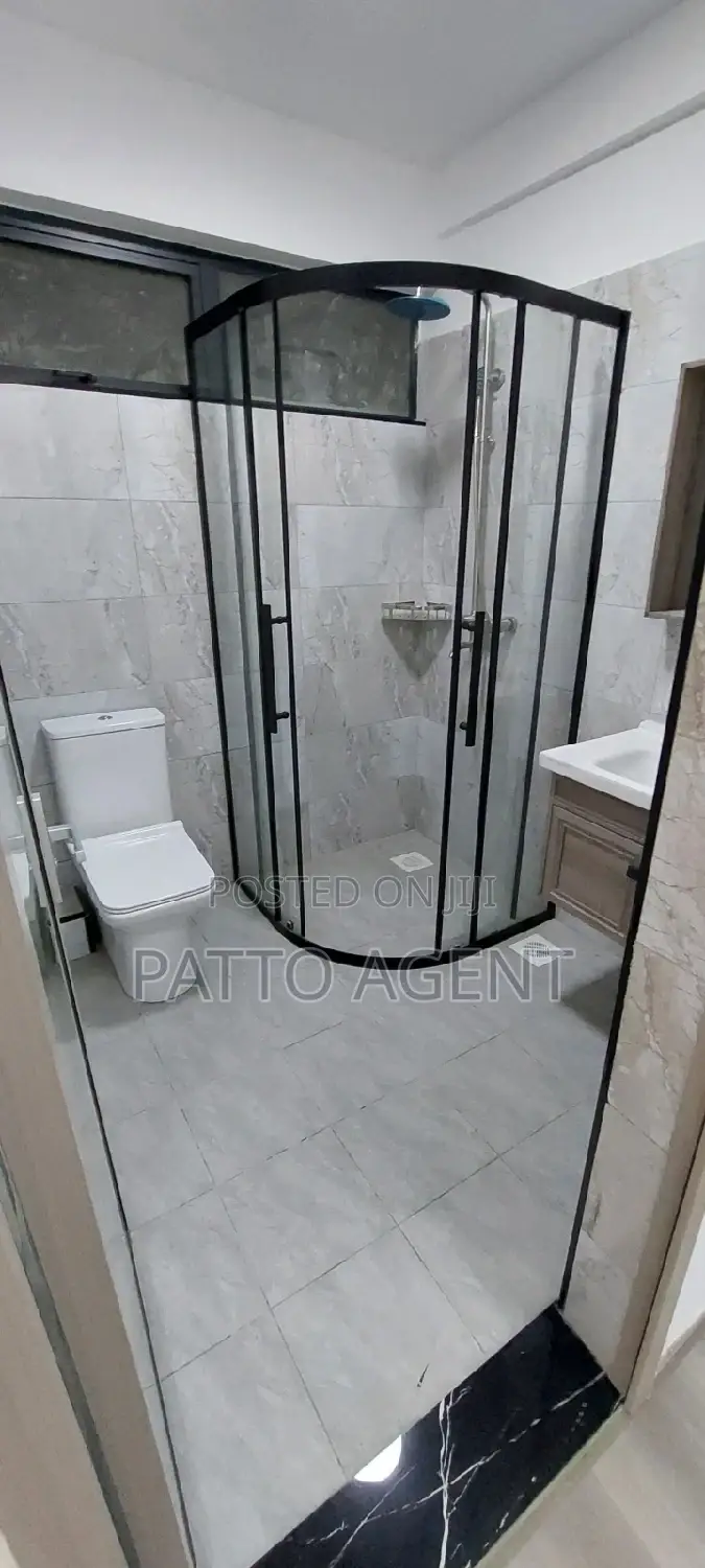 3bdrm Apartment in Valley Arcade, Lavington for sale