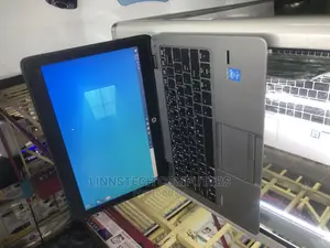 Laptop HP EliteBook 820 G2 8GB Intel Core I5 HDD 500GB