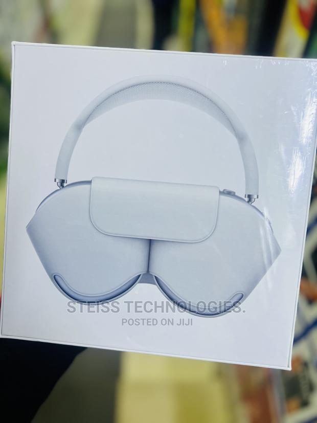 Airmax Apple Wireless Headphones. - thumbnail 2