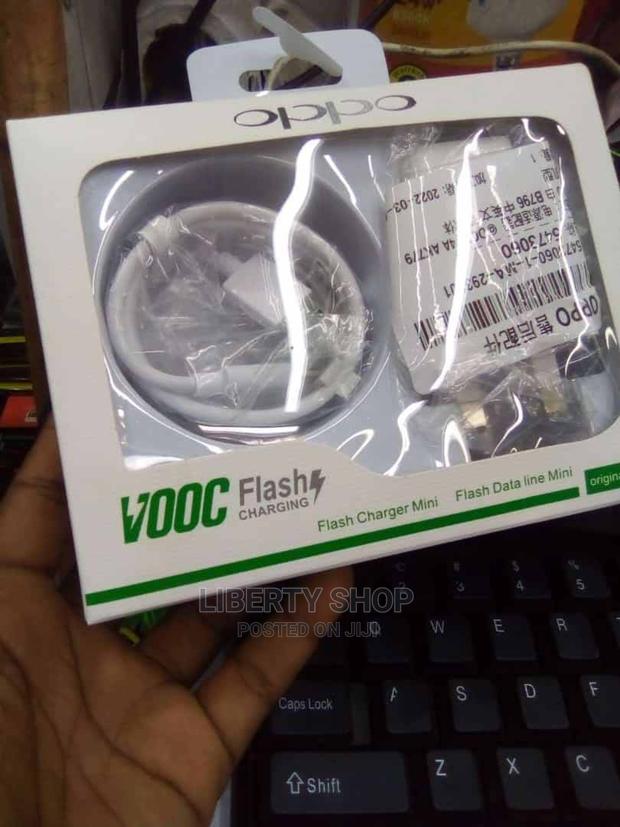 Oppo VOC Type C Charger - thumbnail 2