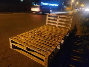 Splittable 4*6 Pallet Bed With Blazed Patterns