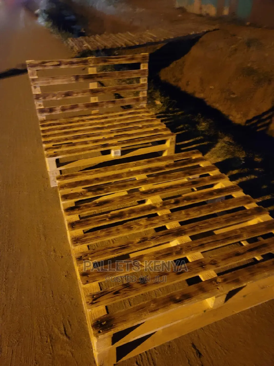 Splittable 4*6 Pallet Bed With Blazed Patterns