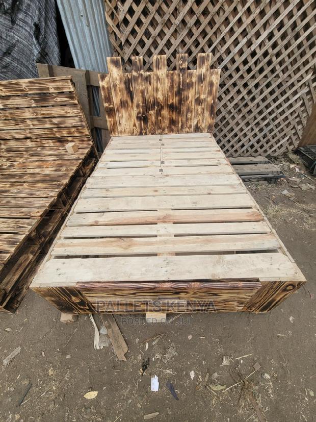 Pallet Bed- With Storage(Ous;) - thumbnail 2