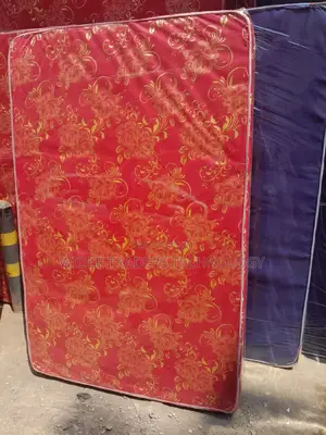 Medium Duty/Density Mattresses (3 by 6)