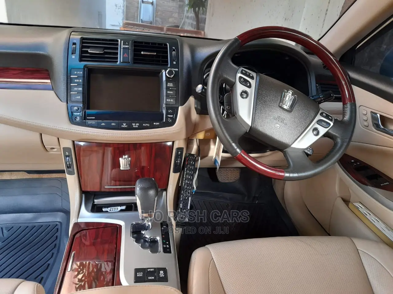 Toyota Crown 2011 Silver