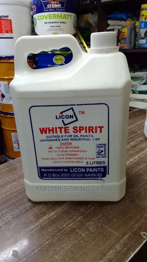White Spirit Suitable for Thinning Oil Paints and Varnishes