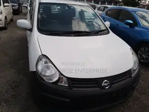 Nissan Advan 2016 White