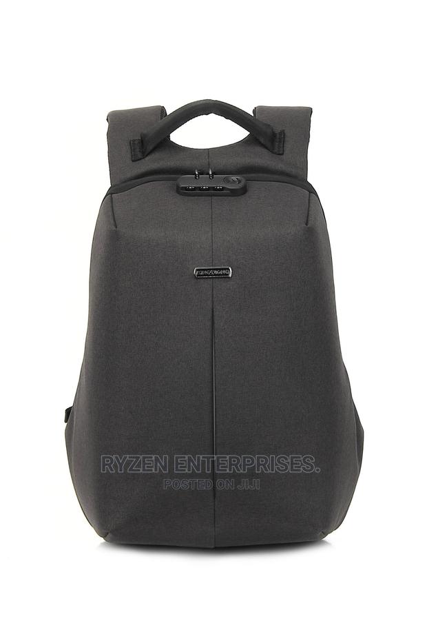 Promate Anti-Theft Water-Resistant Backpack 16”.