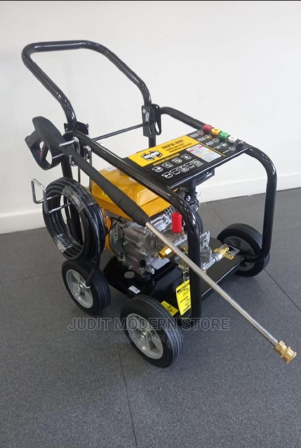Pressure Washer
