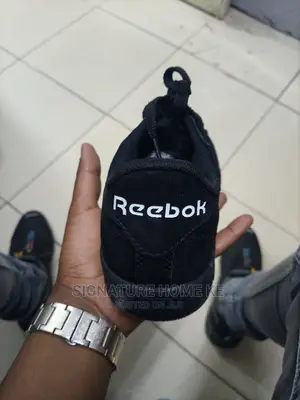 Reebok Sneakers