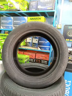 235/55r18 Kumho Tire