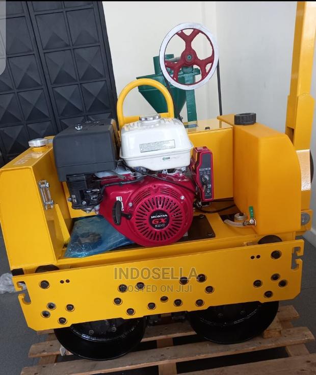 Honda Engine Single Drum Vibrating Roller - main view