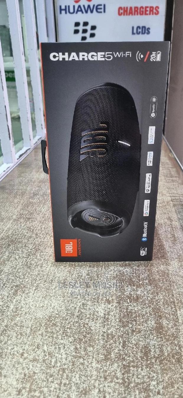 JBL Charge 5 Wi-Fi - thumbnail 4