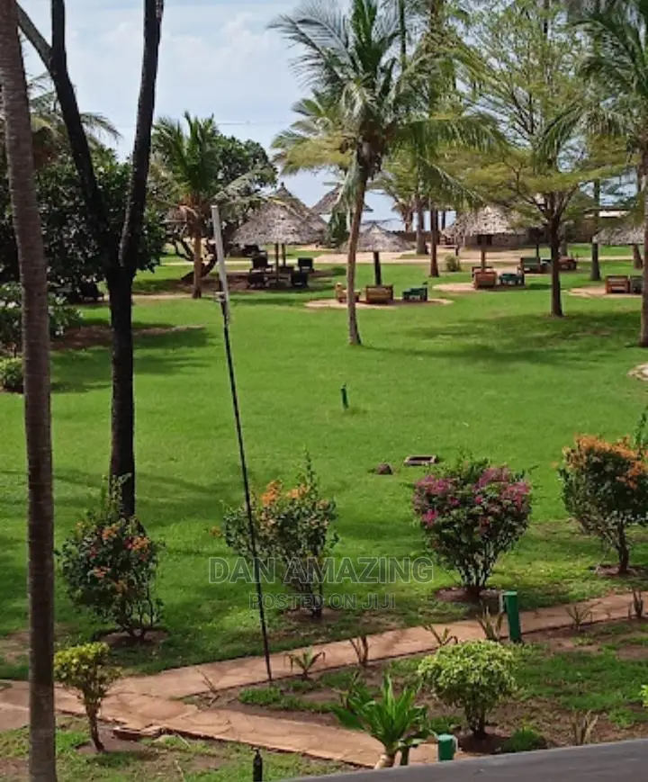 3 Star Hotel for Sale in Msa