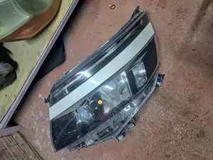 Voxy 2015 to 2018 Headlights