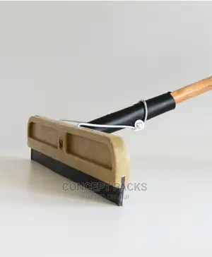 18" Squeegee + Handle.
