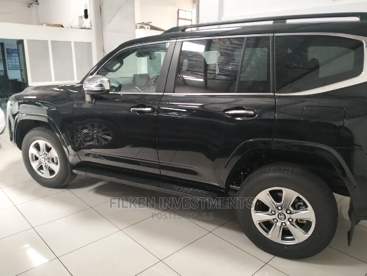 New Toyota Land Cruiser 3.3 DT 2022 Black
