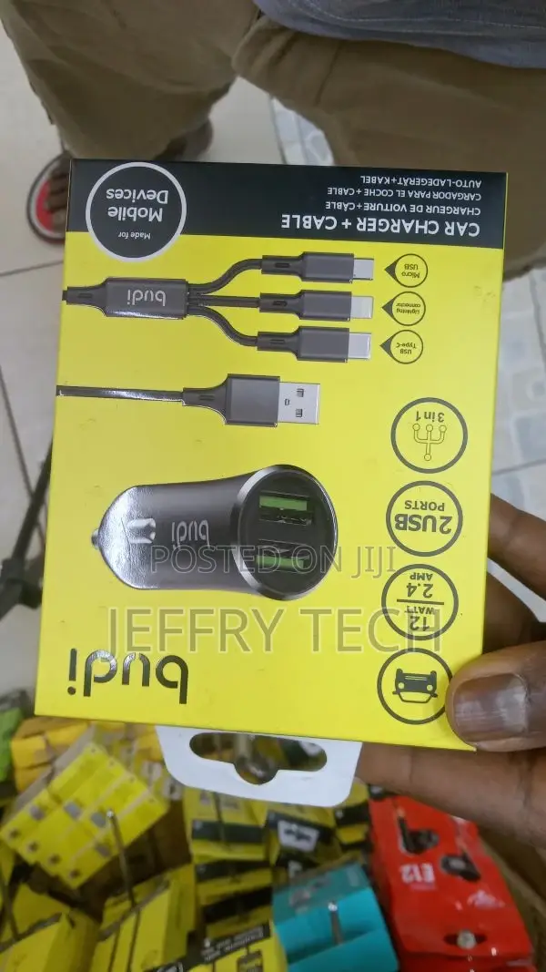 Car Charger With 3-in-1 Charging Cable