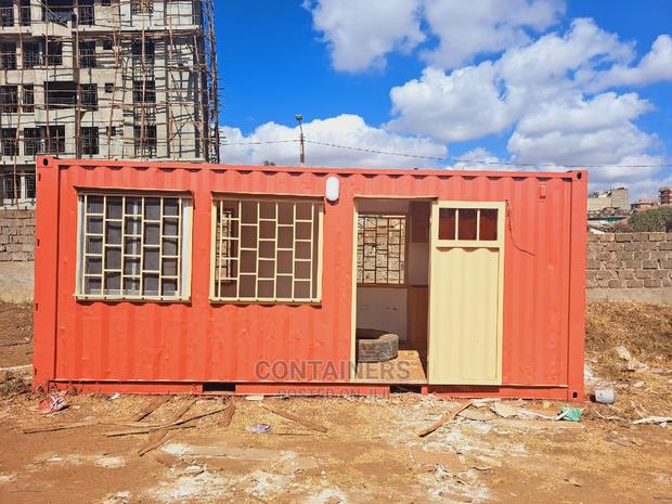 20ft Shipping Container Into a Bedsitter - thumbnail 2