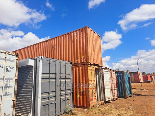 Shipping Containers and All Sort of Modifications - main view