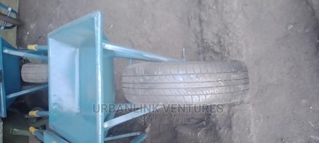 Wheelbarrow - thumbnail 3