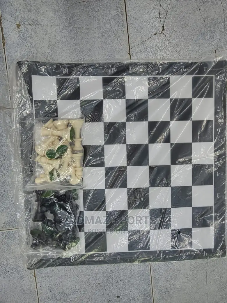 Full Mat Chess Set