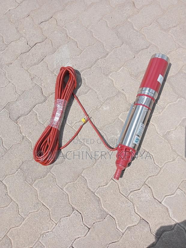 Solar Powered Submersible 60metres Pump